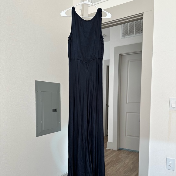 maxi dress flowy bottom Blanco Tie Back Long Flowy Maxi Dress main image 1
